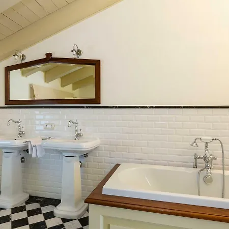 Castelletto Di Branduzzo Sleeps 12 Pool Wifi