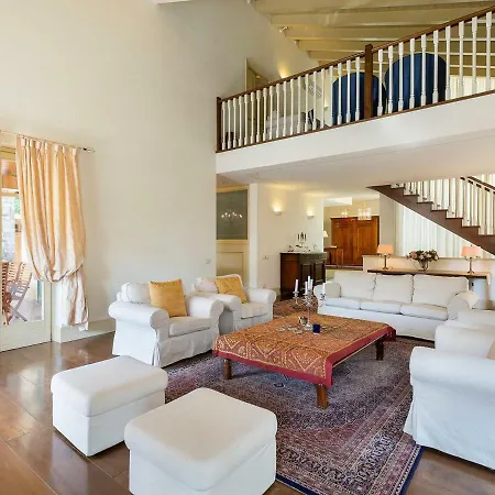Castelletto Di Branduzzo Sleeps 12 Pool Wifi Villa