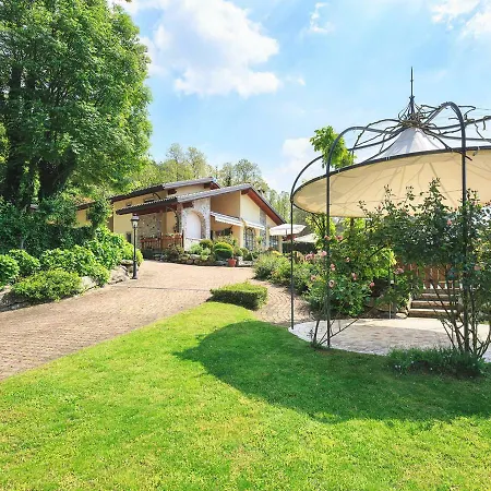 Castelletto Di Branduzzo Sleeps 12 Pool Wifi *